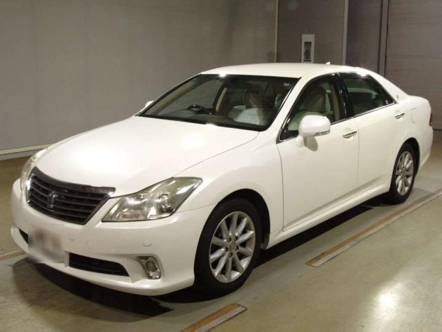 TOYOTA CROWN 2012