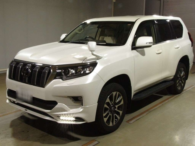 TOYOTA LAND CRUISER PRADO 2022