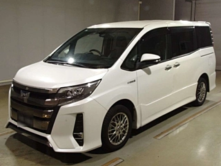 TOYOTA NOAH 2020