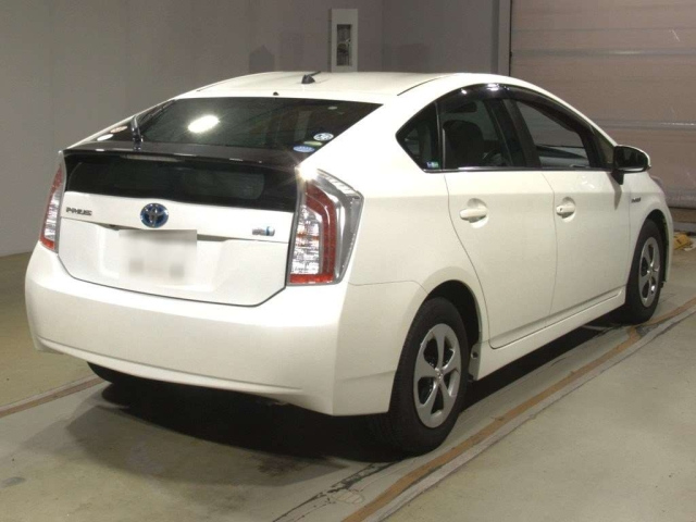 TOYOTA PRIUS 2012