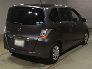 HONDA FREED 2013