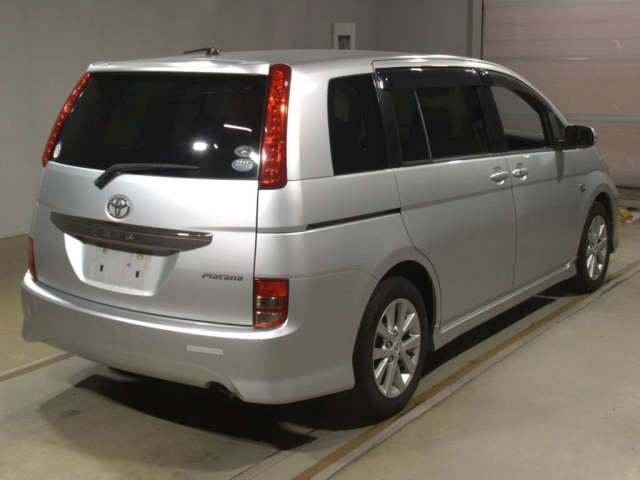 TOYOTA ISIS 2008