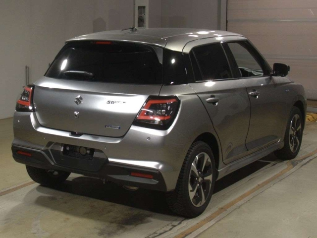 SUZUKI SWIFT 2024