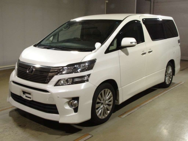 TOYOTA VELLFIRE 2013