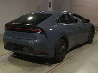 TOYOTA PRIUS 2025