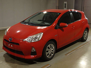 TOYOTA AQUA 2014