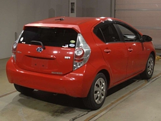 TOYOTA AQUA 2014