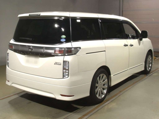 NISSAN ELGRAND 2014