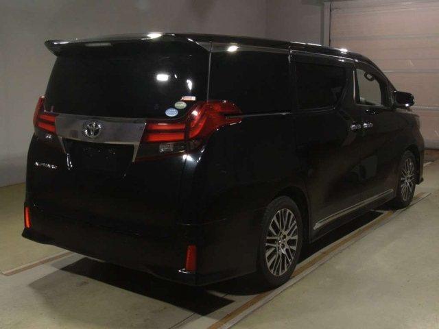 TOYOTA ALPHARD 2015