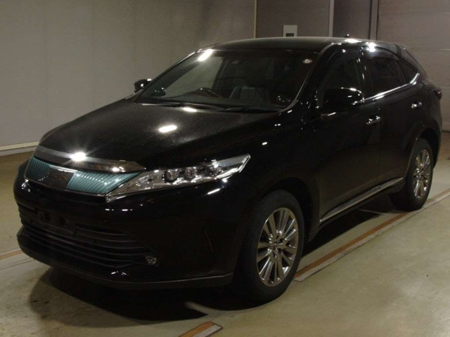 TOYOTA HARRIER 2018