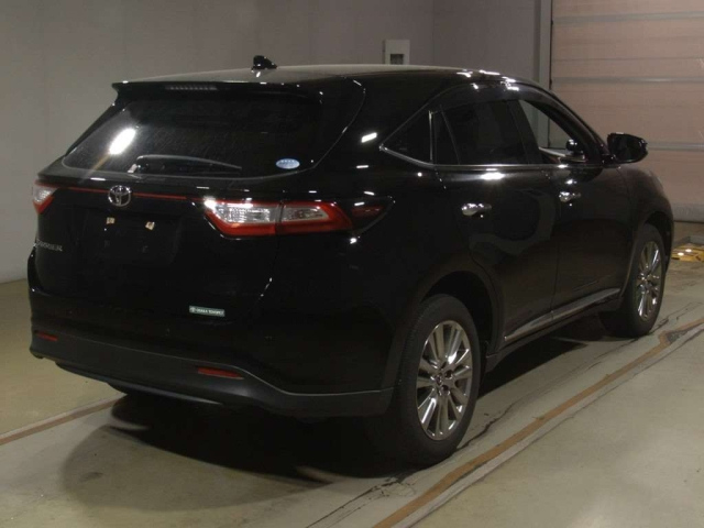 TOYOTA HARRIER 2018