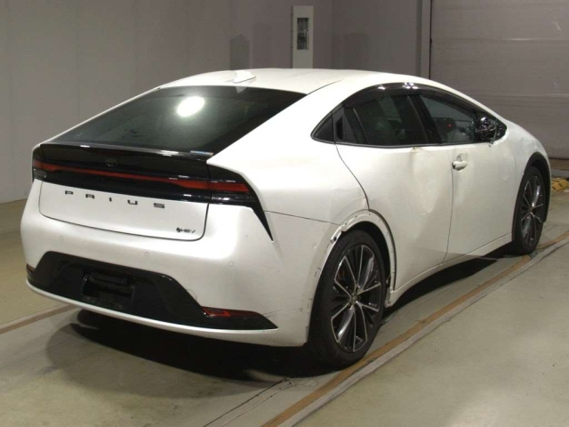 TOYOTA PRIUS 2024