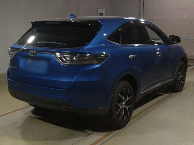 TOYOTA HARRIER 2017
