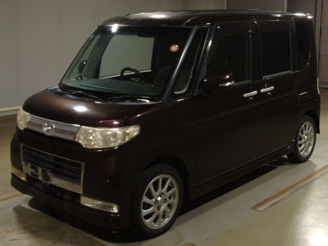 DAIHATSU TANTO 2008
