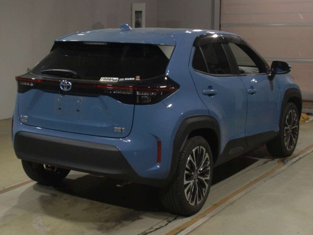 TOYOTA YARIS CROSS 2023