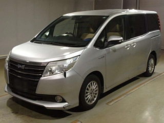TOYOTA NOAH 2014