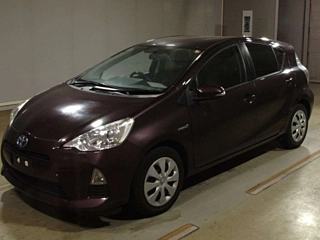 TOYOTA AQUA 2014