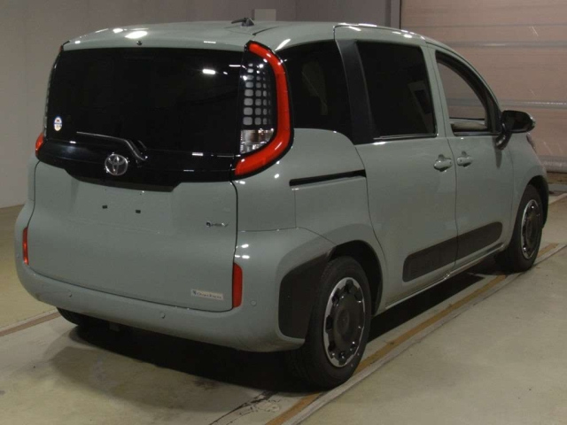 TOYOTA SIENTA 2024