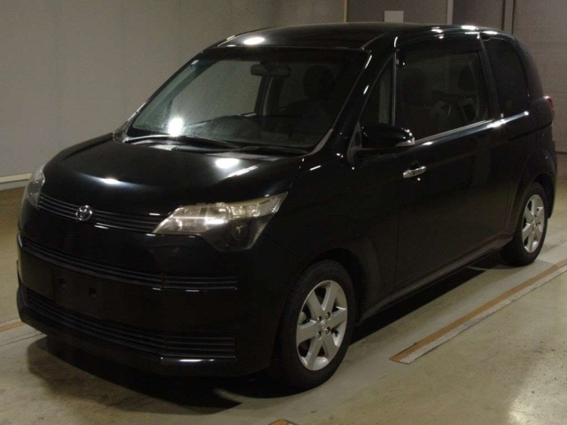 TOYOTA SPADE 2012