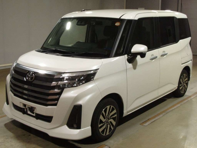 TOYOTA ROOMY 2021