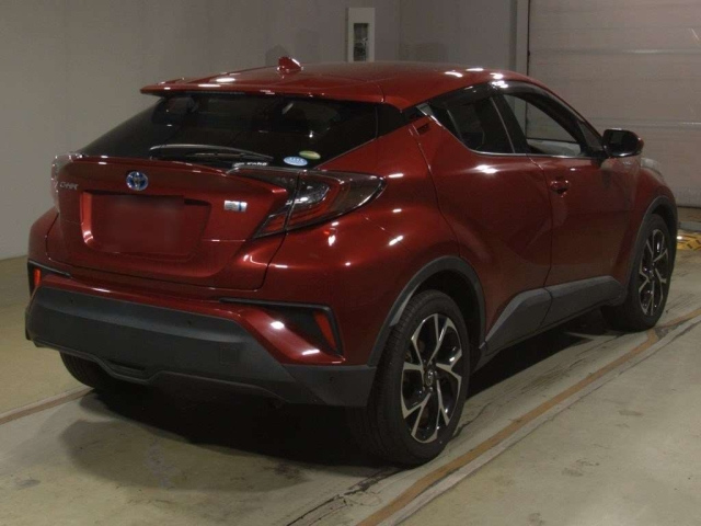 TOYOTA C-HR 2017
