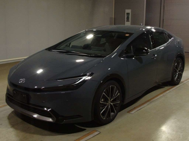 TOYOTA PRIUS 2024