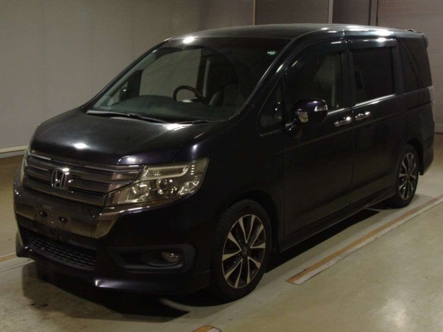 HONDA STEP WAGON 2012