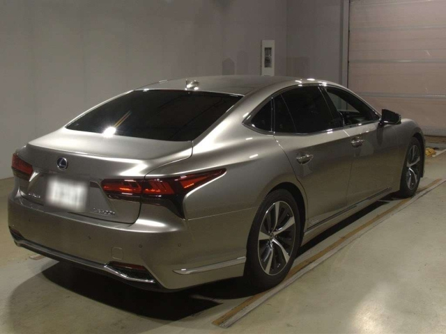 LEXUS LS 2021