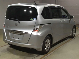 HONDA FREED 2012