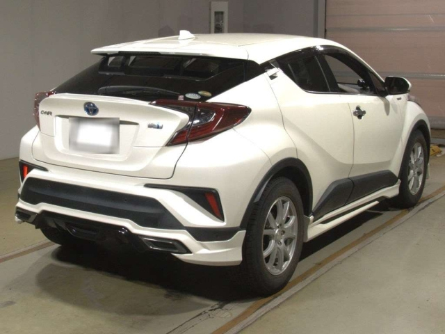 TOYOTA C-HR 2019