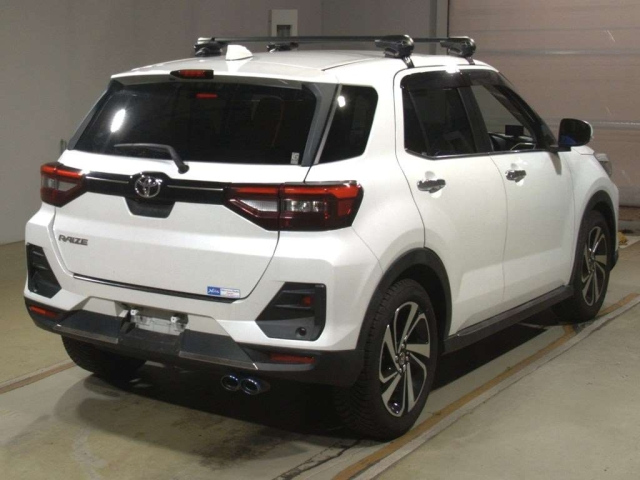 TOYOTA RAIZE 2021