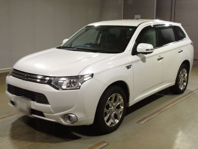 MITSUBISHI OUTLANDER PHEV 2013