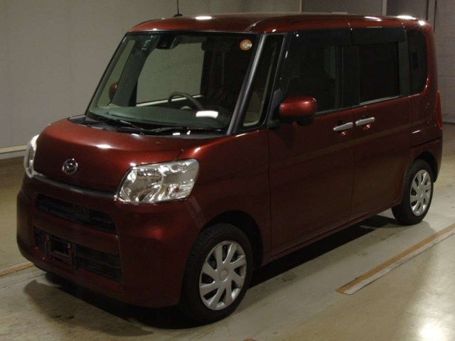DAIHATSU TANTO 2016