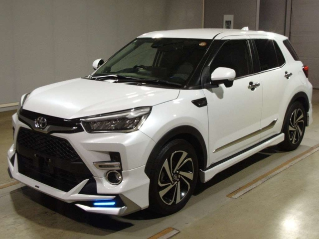 TOYOTA RAIZE 2021