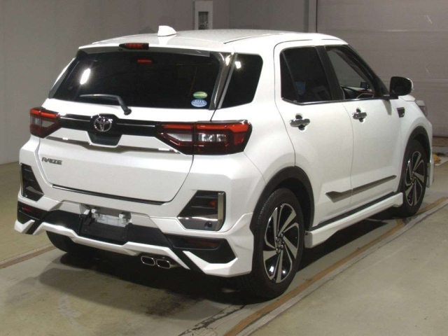 TOYOTA RAIZE 2021