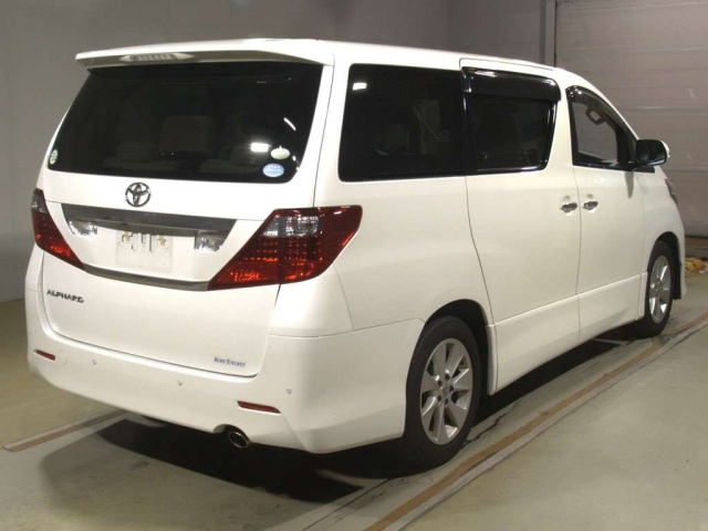 TOYOTA ALPHARD 2009