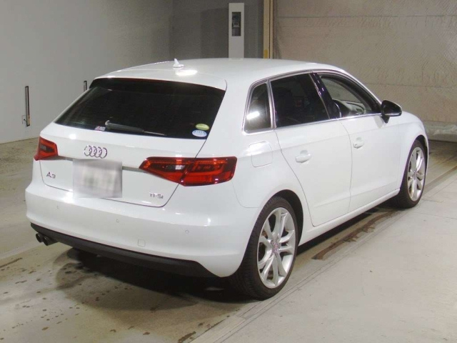 AUDI A3 2015