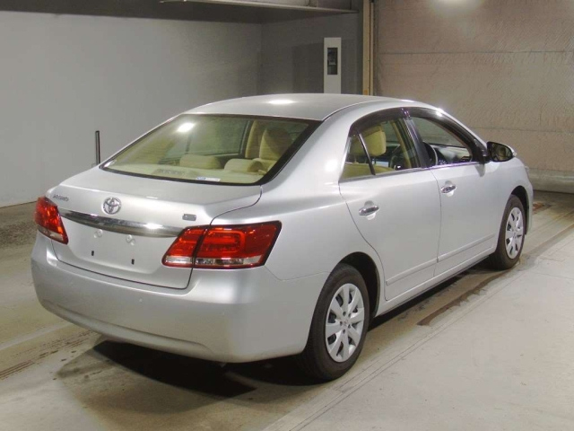 TOYOTA PREMIO 2020
