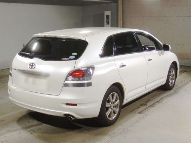 TOYOTA MARK X ZIO 2012