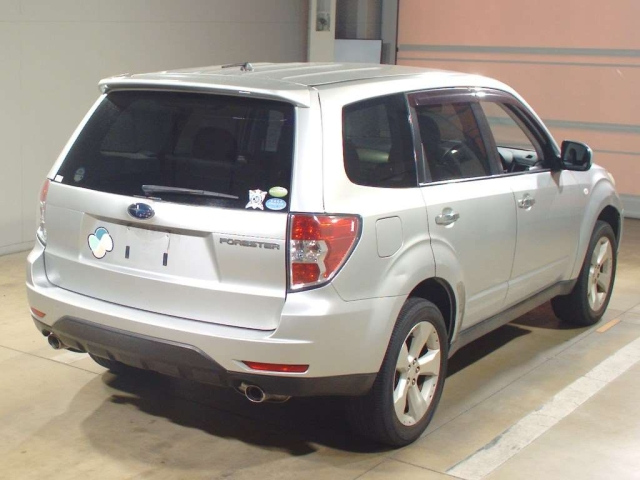 SUBARU FORESTER 2010