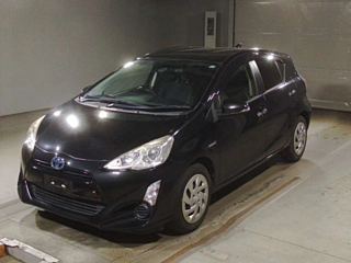 TOYOTA AQUA 2016