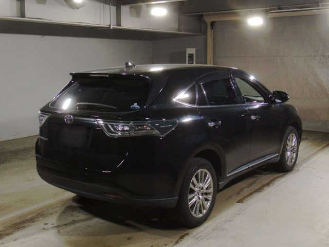 TOYOTA HARRIER 2017