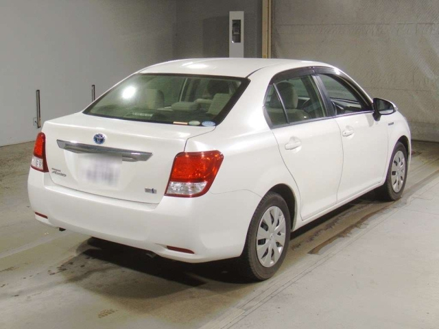 TOYOTA COROLLA AXIO 2013