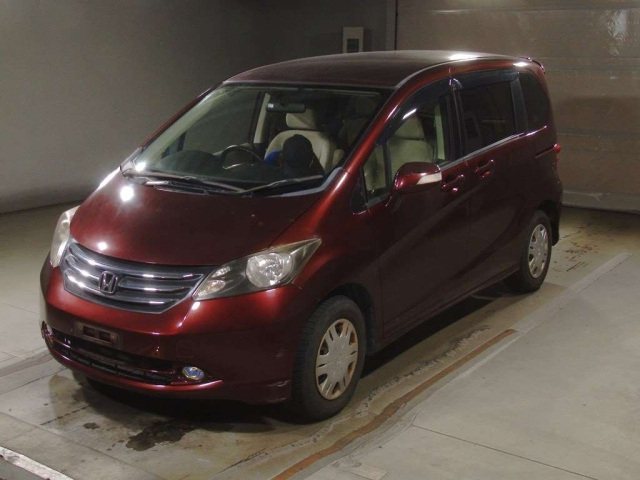 HONDA FREED 2010