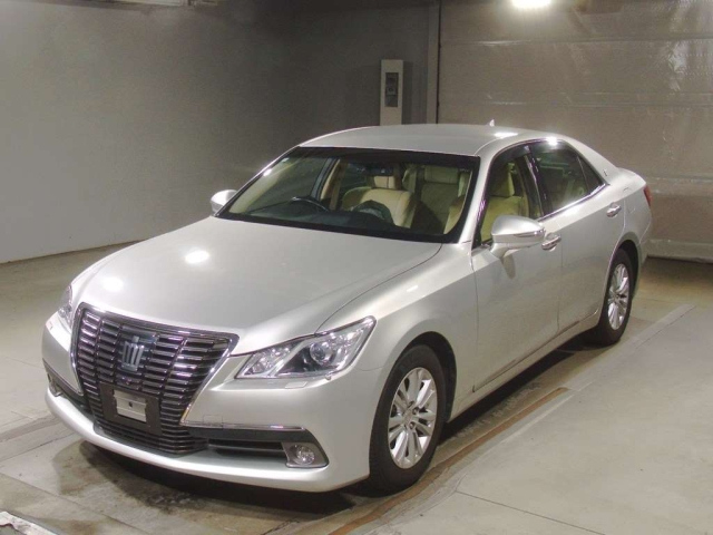 TOYOTA CROWN 2015