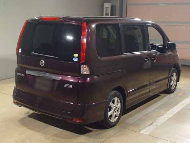 NISSAN SERENA 2010
