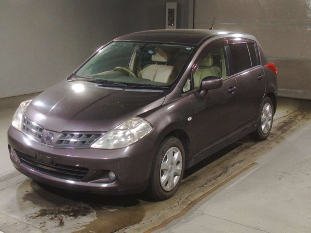 NISSAN TIIDA 2008