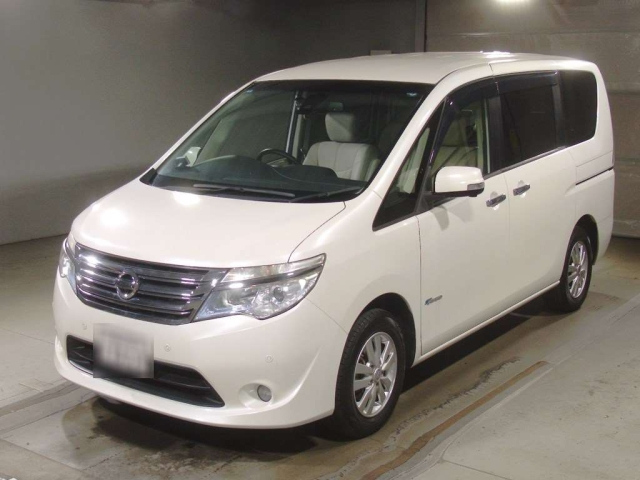NISSAN SERENA 2015