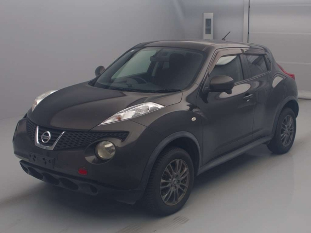 NISSAN JUKE 2010