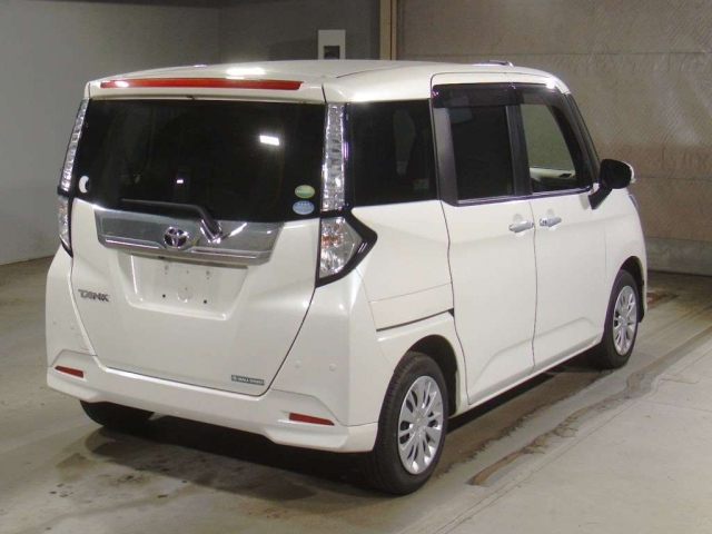 TOYOTA TANK 2020